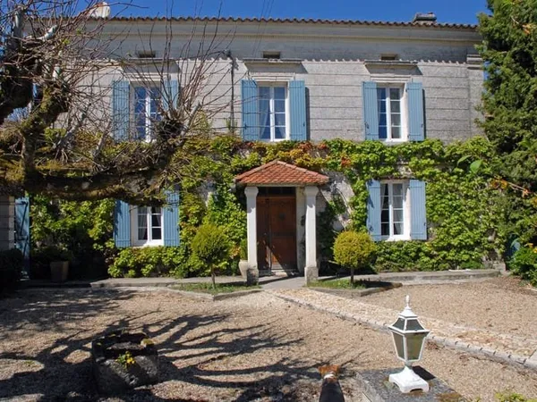 Belle Maison De Mâitre Du Xix° Siècle
