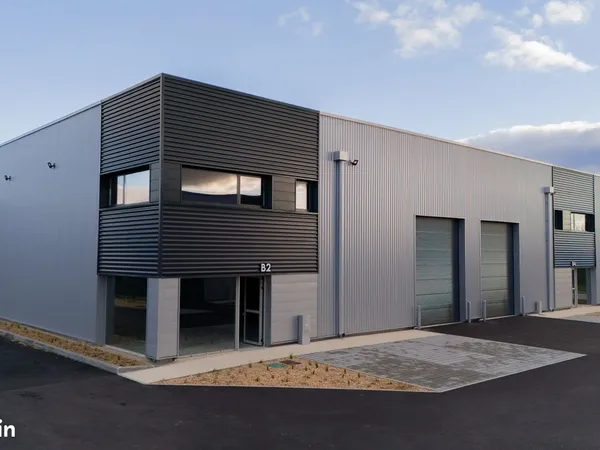Local 205 m² Saint-Jean-de-Boiseau