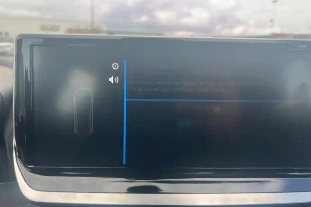 Peugeot 2008 hybrid 136 e-dcs6 — photo 69