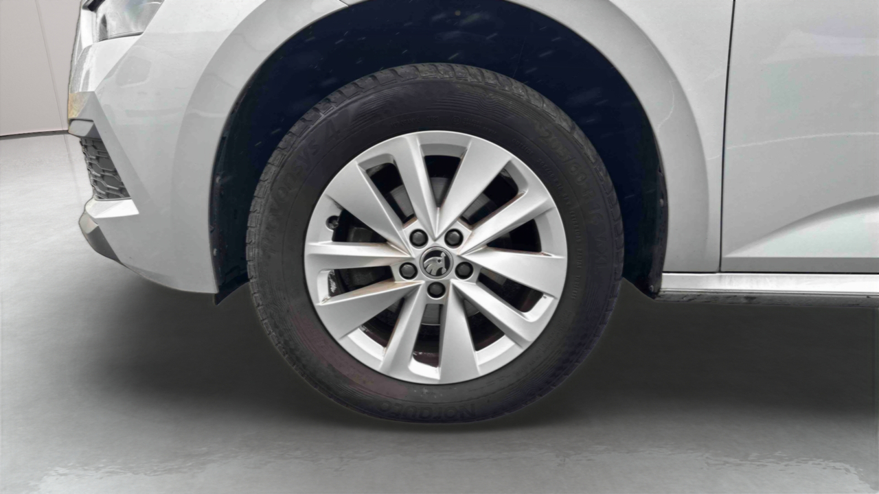 Skoda Kamiq 1.0 TSI Evo 110 ch DSG7 — photo 16