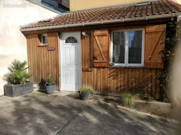 Studio maisonnette independante