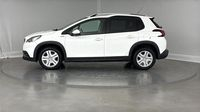 Peugeot 2008 1.2 PureTech 110ch E6.c Allure S&S EAT6 — photo 7