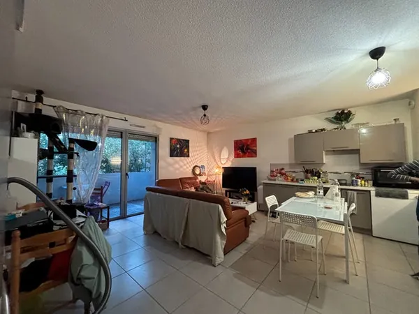 Appartement 3 pièces à vendre - Bordeaux Bassins à Flot