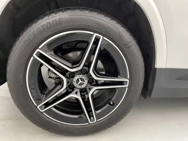 Mercedes Gla 180 d 8g-dct — photo 19