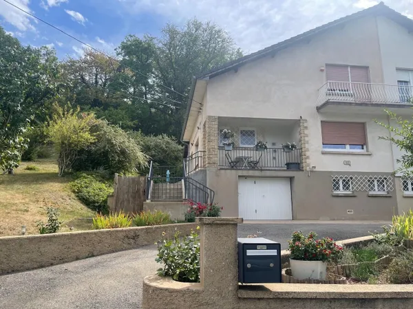 MAISON MITOYENNE JARDIN GARAGE