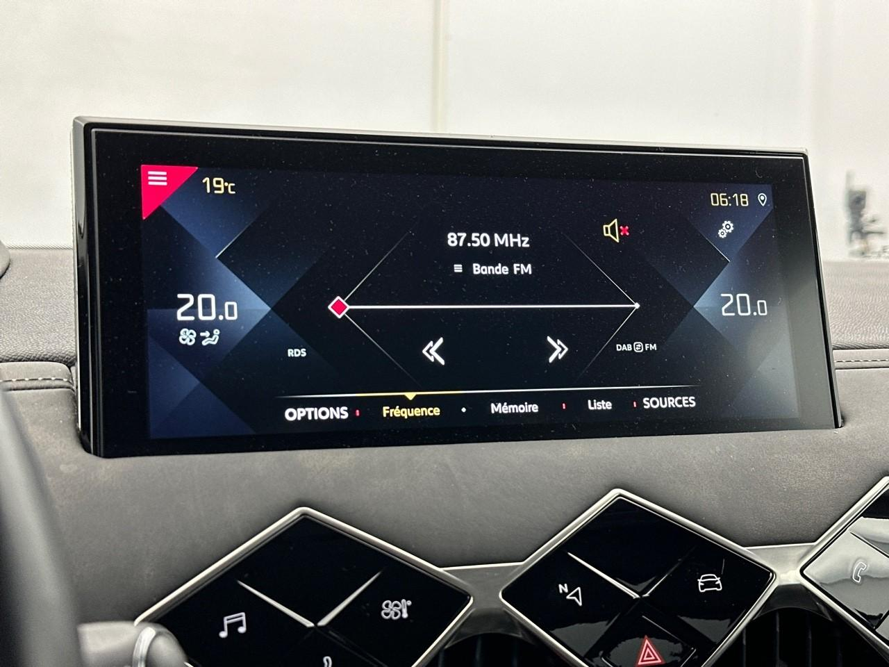 Ds Ds 3 crossback puretech 130 eat8 rivoli — photo 23