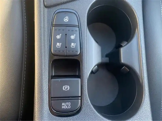 Kia Niro 1.6 gdi hybride rechargeable 141 ch dct6 — photo 15
