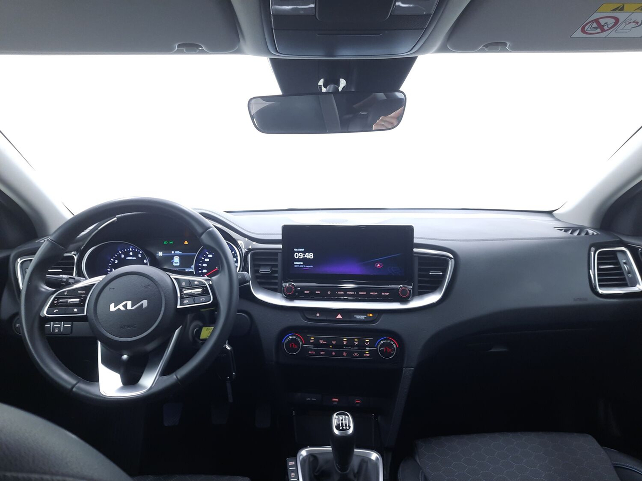 Kia Xceed — photo 13