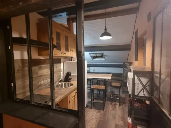Loue très bel appartement plein centre