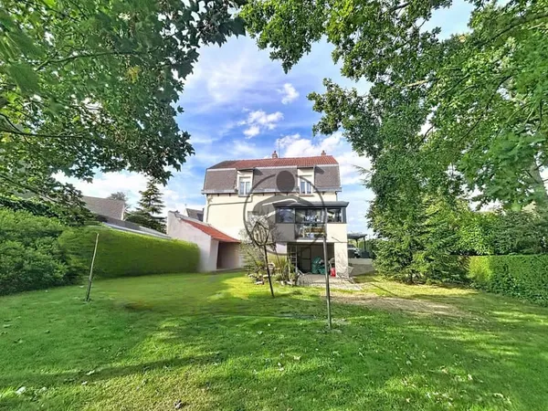 MAISON FAYET