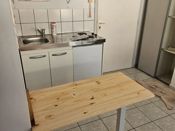 Loue studio au tampon meublé