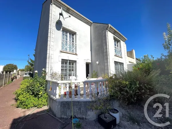 Maison 12 pièces 215 m²