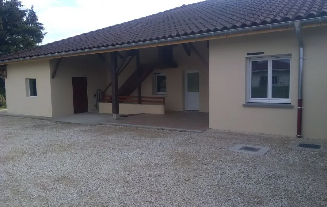 Photo 1