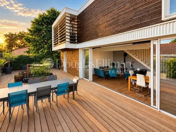 Maison de plain-pied 5 pièces 128 m²