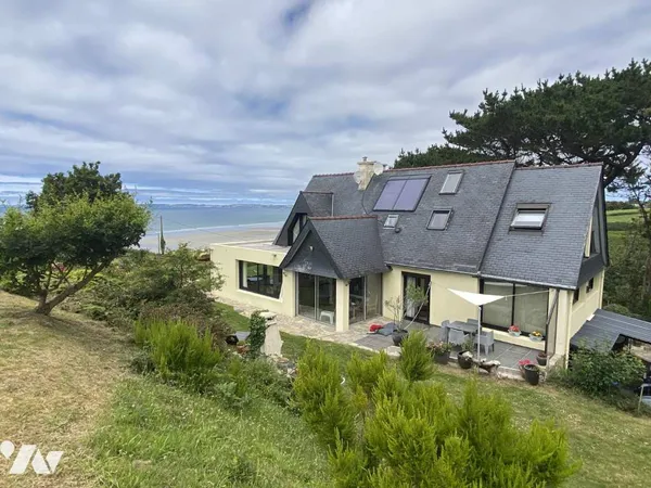 Maison 9 pièces 240 m²