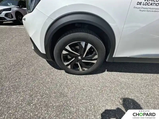 Peugeot 2008 electrique 136 ch — photo 21