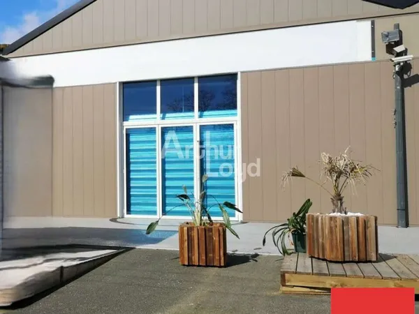 Local 255m² à louer ZA Aubigny-les-Clouzeaux