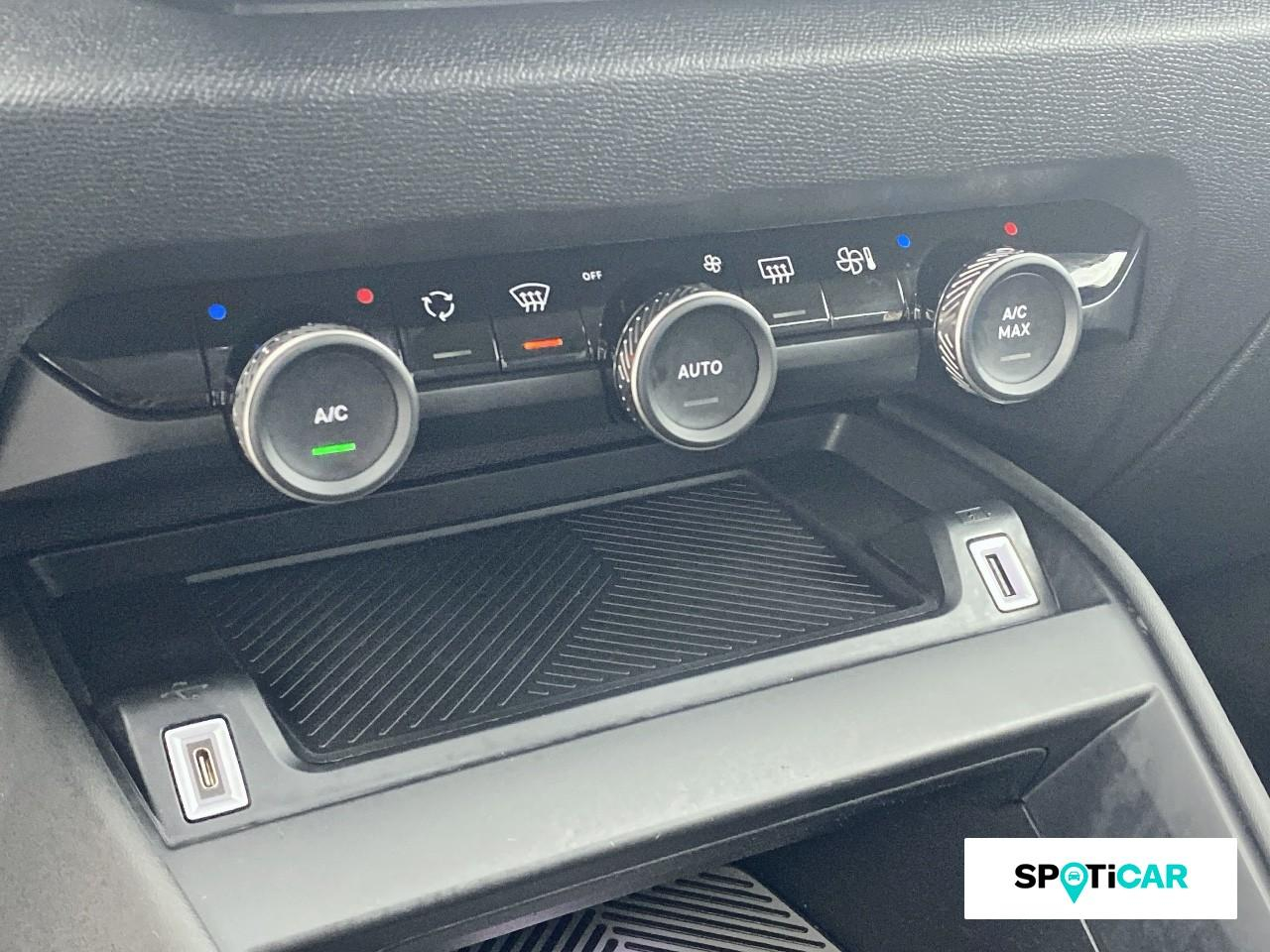 Citroën C4 puretech 130ch s&s feel pack — photo 15