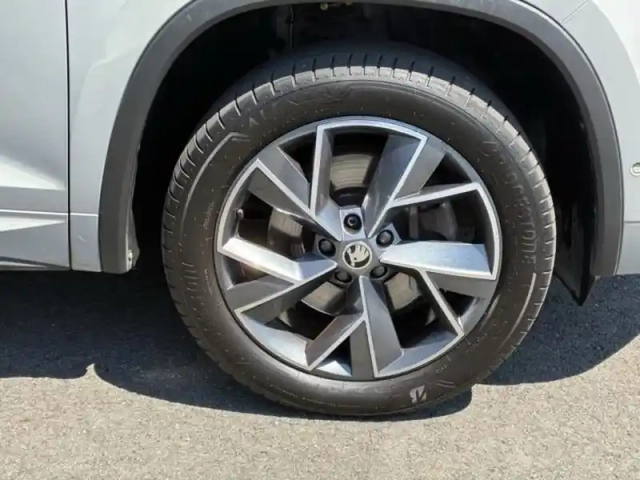 Skoda Kodiaq 2.0 tdi 150ch scr sportline dsg7 7 places — photo 6