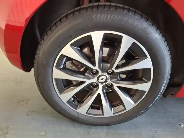 Renault Clio tce 90 — photo 12