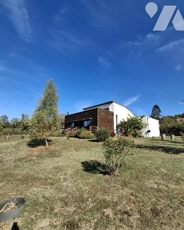 Maison 5 pièces 228 m²