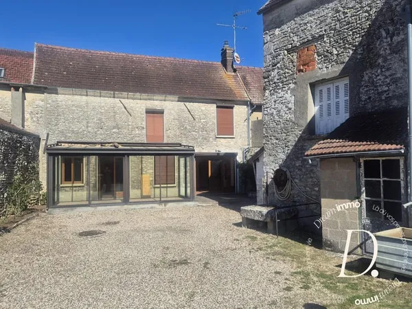 Maison avec grange à rénover