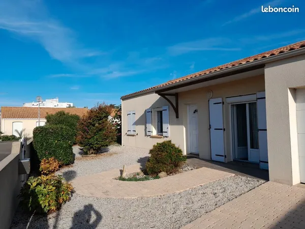 Maison lumineuse de plain-pied à 200m de la plage