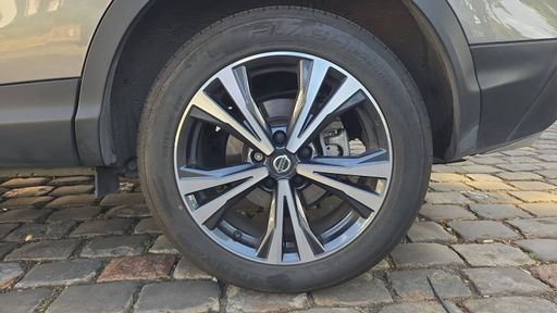 Nissan Qashqai 1.2 DIG-T 115 - N-Connecta – 2018 – 82560 km – Essence – Boîte Manuelle — photo 23