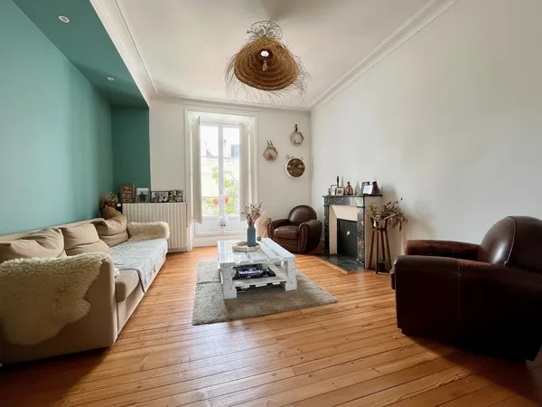 EXCLUSIVITE - Boulevard Dalby - Appartement trois chambres