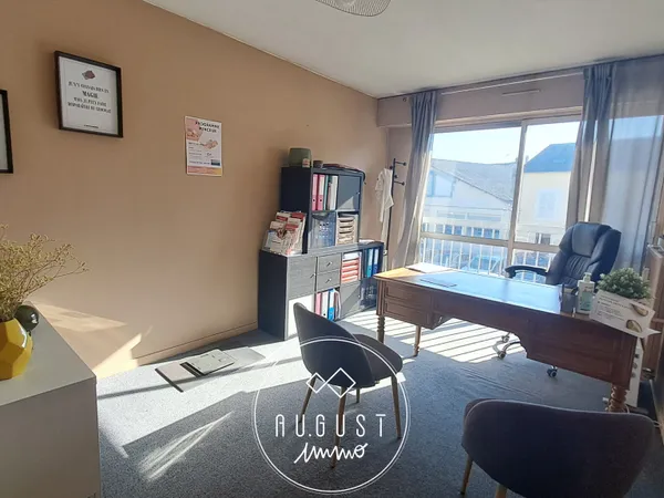 Local professionnel 129 m²