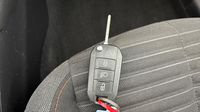 Peugeot 208 1.2 PureTech 100ch S&S Active — photo 16