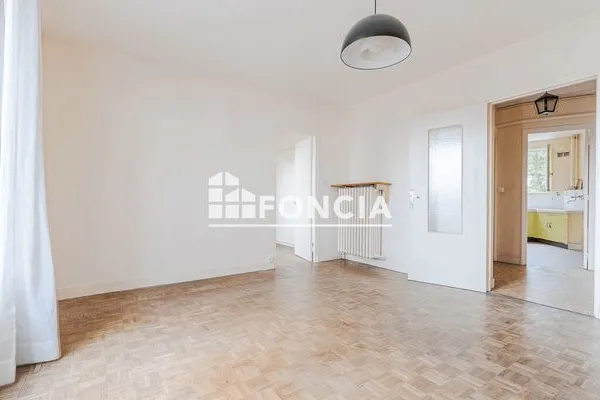 Appartement 5 pièces 84 m²