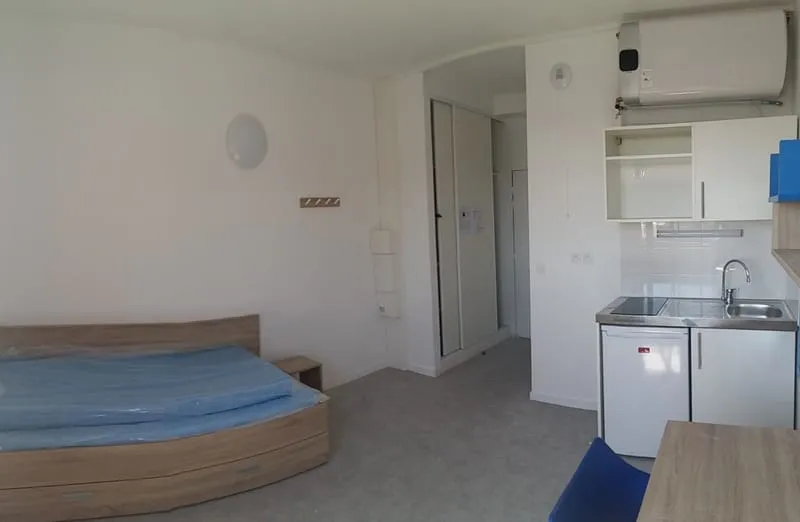 Photo 3