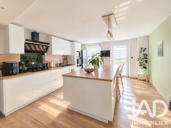 Maison 4 pièces 130 m²