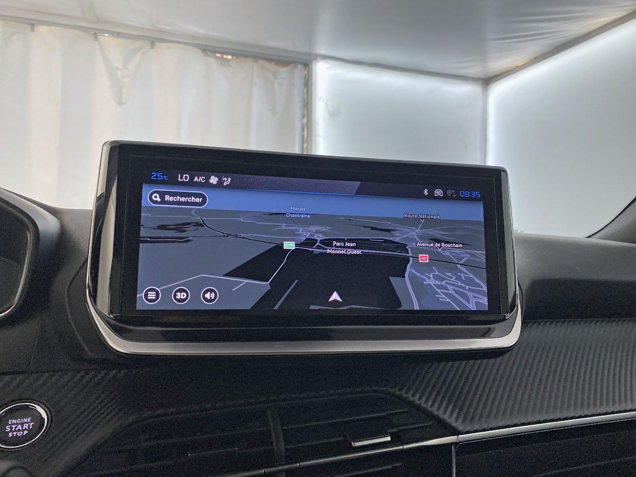 Peugeot 2008 hybrid 145 ch e-dcs6 allure — photo 14