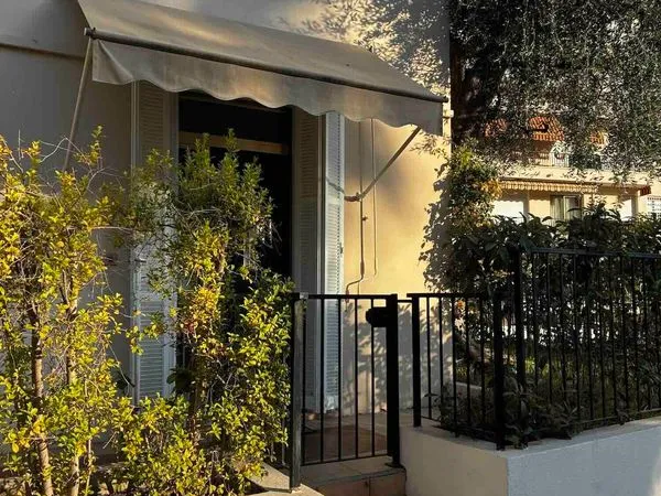 LOUE très agréable duplex meublé de tourisme classé 2 étoiles avec jardin