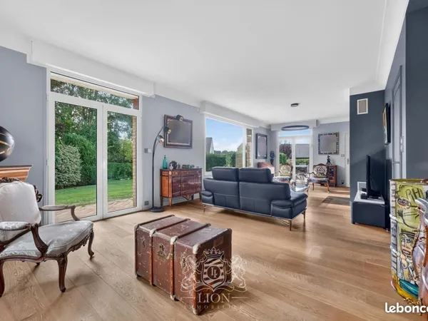 Maison 7 pièces 200 m²