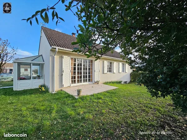 Pavillon 7 pièces 100 m²