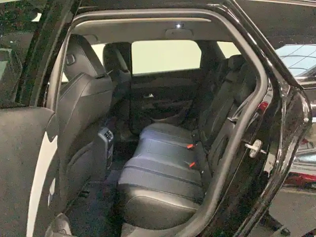 Peugeot 308 sw electrique 54 kwh 156ch — photo 44