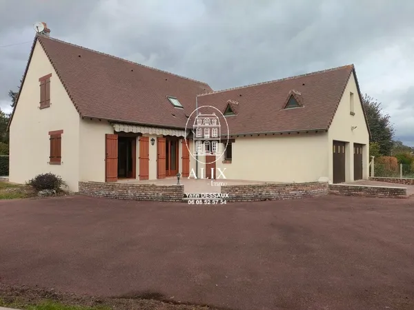 CHARMANTE MAISON