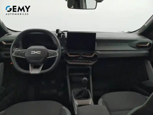Dacia Duster mild hybrid 130 — photo 8