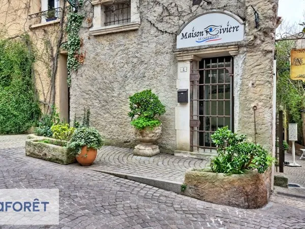 Local commercial 3 pièces 45 m²