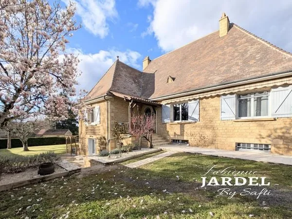 Belle Périgourdine de 189 m² - environnement calme