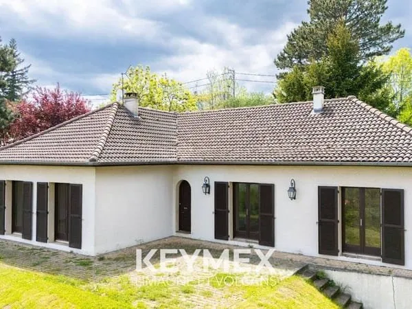 Maison 5 pièces 161 m²