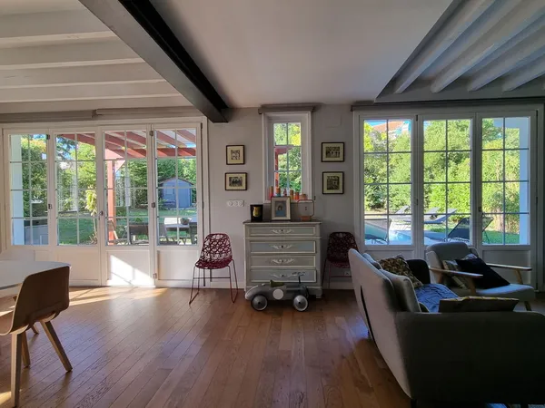 BELLE VILLA 200 M² ANNEES 30 QUARTIER DU PARC D'HIVER