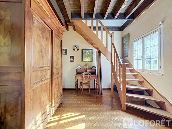 Maison 6 pièces 220 m²
