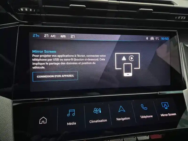 Peugeot 308 phev 225 e-eat8 — photo 19