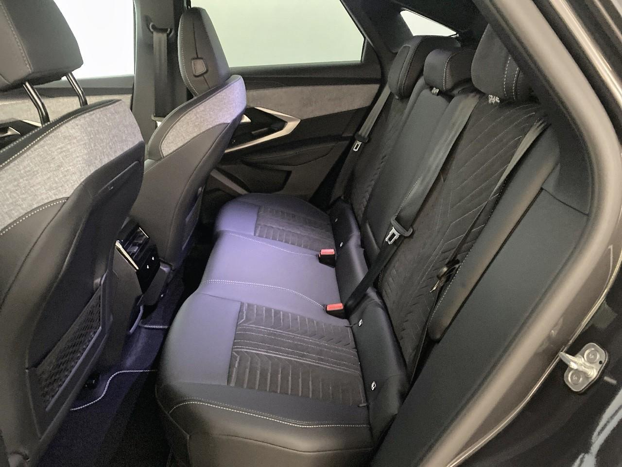 Peugeot 3008 plug-in hybrid 195 e-dcs7 gt — photo 10