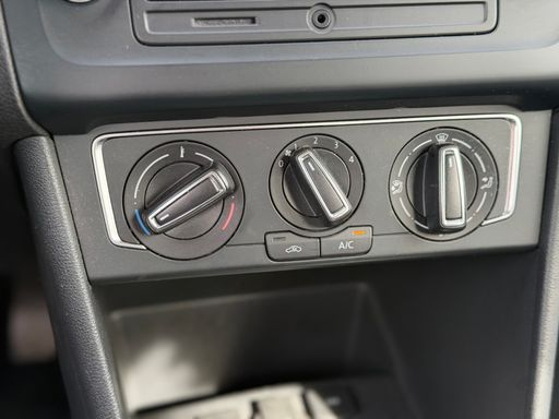 Volkswagen Polo 1.0 60 - Confortline – 2017 – 47081 km – Essence – Boîte Manuelle — photo 4