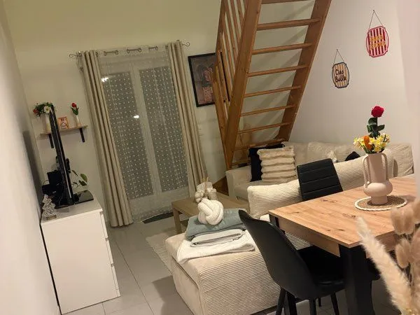 2 pièces en duplex libre